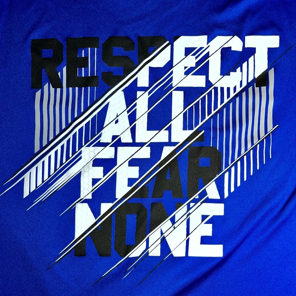 💙 NWOT Everlast Athletic Shirt